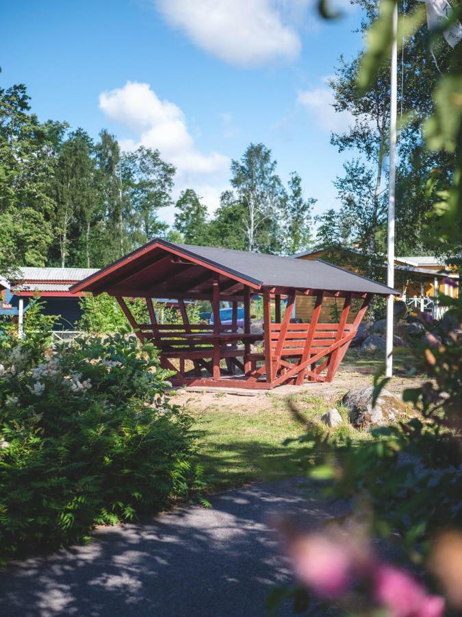 Björkbackens Stugby i Vimmerby Hotel Eksteriør billede